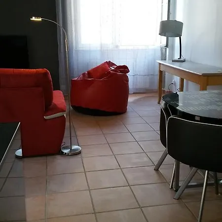 Апартаменты T2 Au Coeur De La Ville